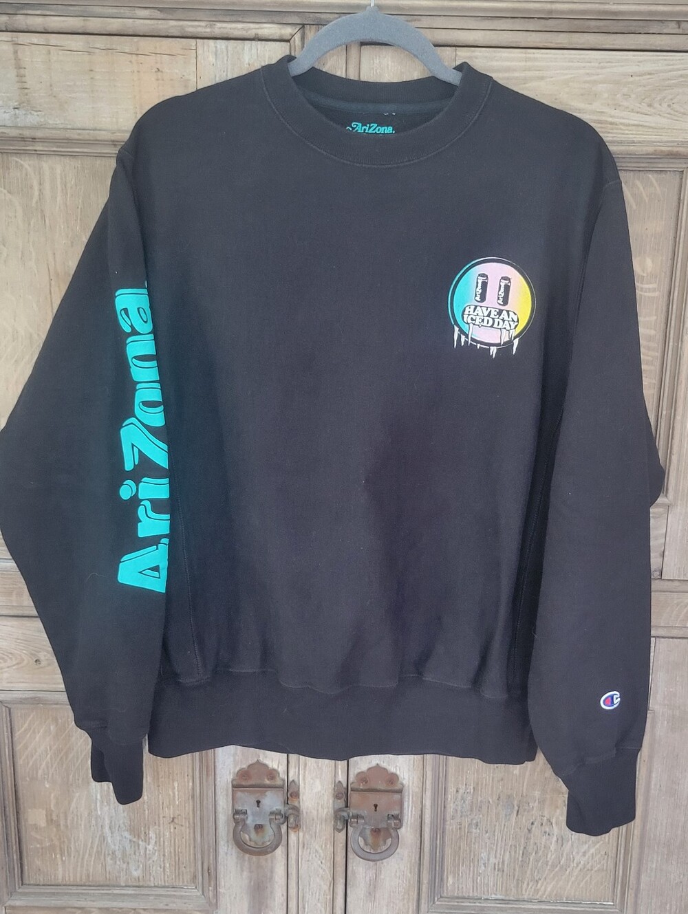 AriZona Iced Tea x Champion "Have an Iced Day" Black Graphic Crewneck Medium